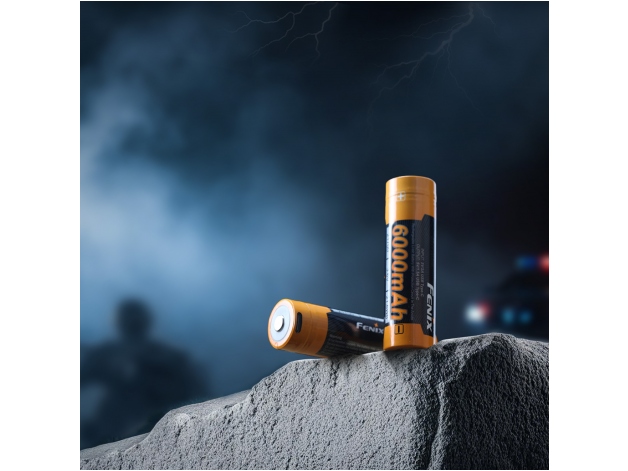 Akumulator Fenix ARB-L21B (21700 6000 mAh 3,6 V) - Zdjęcie