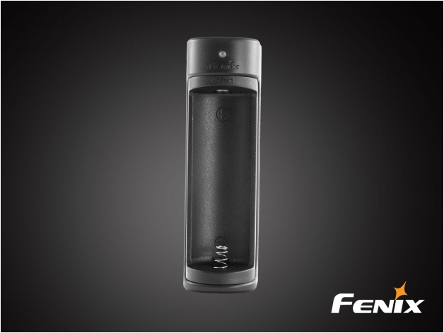Charger USB Fenix ARE-X1 (18650) - Photo