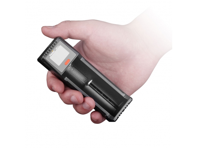 Fenix ARE-D1 USB charger - Photo