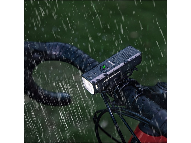 Fenix BC15R LED flashlight - bicycle. - Photo