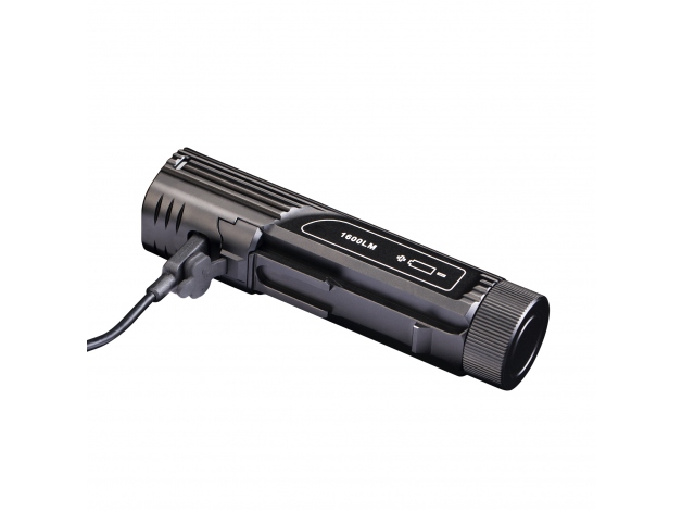 Fenix BC26R LED flashlight - bicycle. - Photo