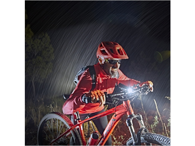 Fenix BC26R LED flashlight - bicycle. - Photo