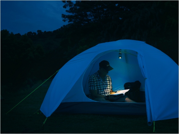 Fenix CL26R camping lamp black - Photo