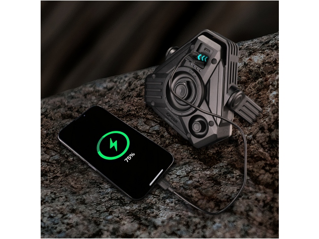 Fenix CL50R camping flashlight - Photo