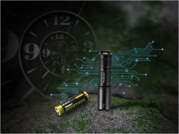 Fenix E01 V2.0 LED flashlight black - Photo