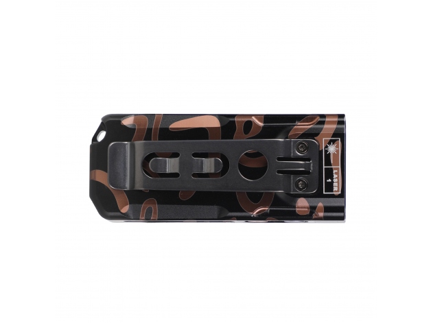 Fenix E06R graffiti LED flashlight - Photo