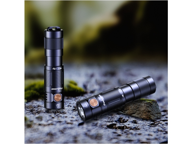 Fenix E09R LED flashlight - Photo