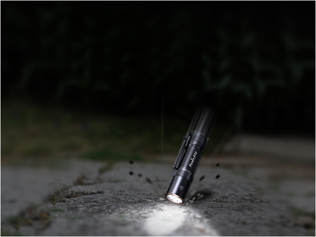 Fenix E12 V2.0 LED flashlight - Photo