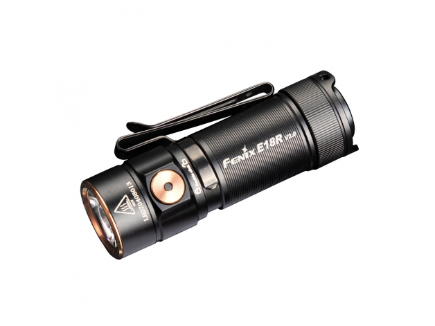 Fenix E18R V2.0 LED flashlight - Photo