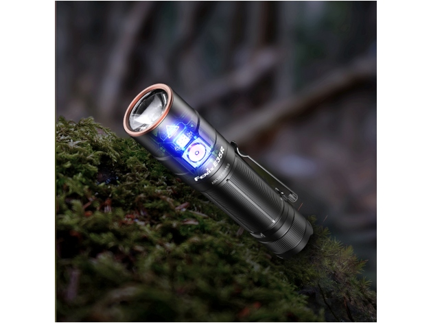 Fenix E35R LED flashlight - Photo