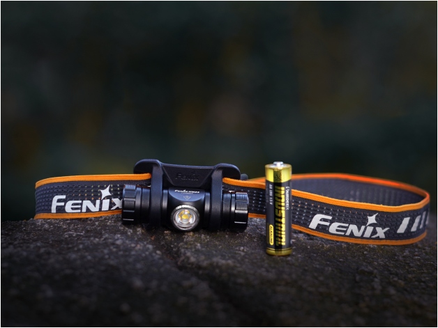 Fenix HM23 LED flashlight - headlamp - Photo