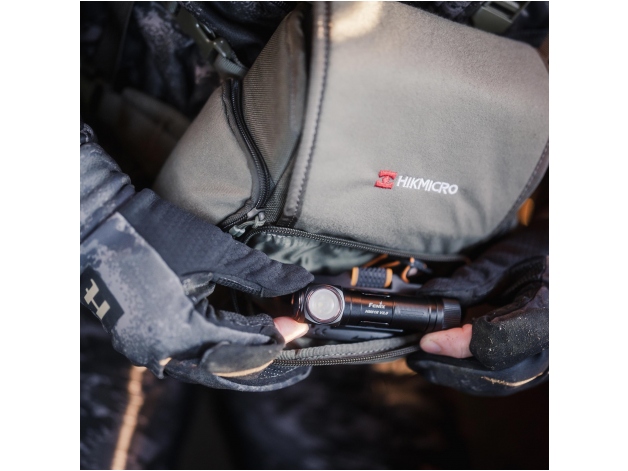 Fenix HM61R V2.0 LED flashlight - headlamp - Photo