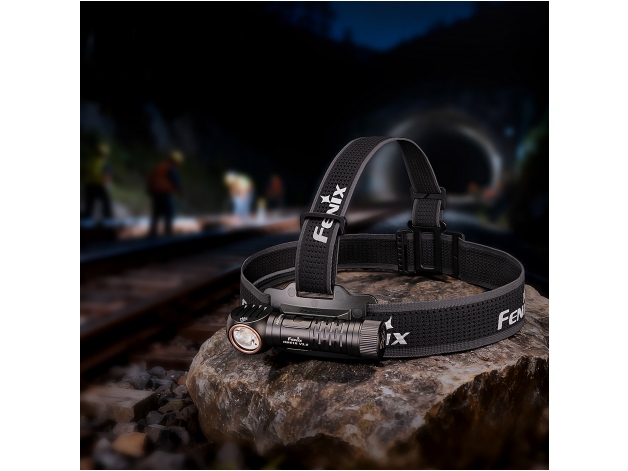 Fenix HM61R V3.0 headlamp flashlight - Photo