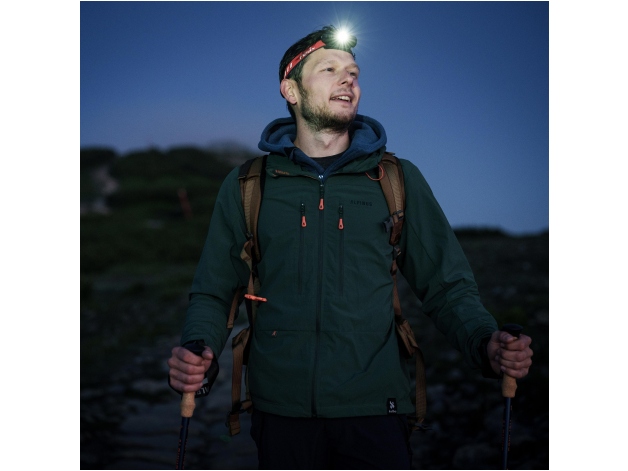 Fenix HM62-T LED flashlight - magma headlamp - Photo