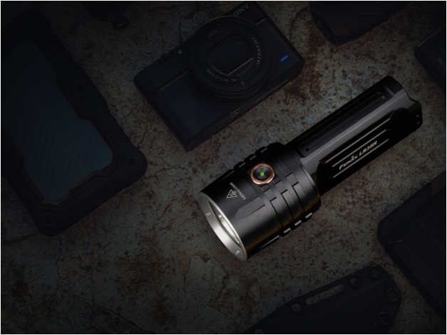 Fenix LR35R LED flashlight - Photo