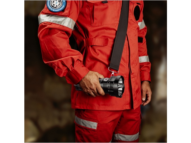 Fenix LR50R V2.0 LED Flashlight - Photo