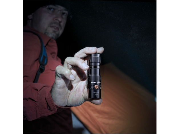 Fenix PD25R LED flashlight - Photo