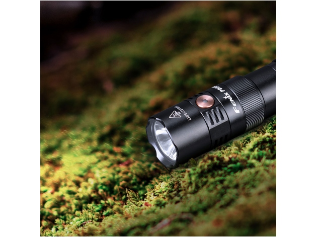 Fenix PD25R LED flashlight - Photo