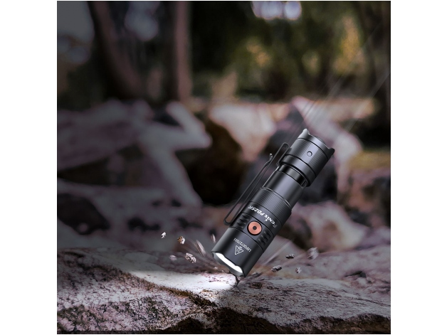 Fenix PD25R LED flashlight - Photo