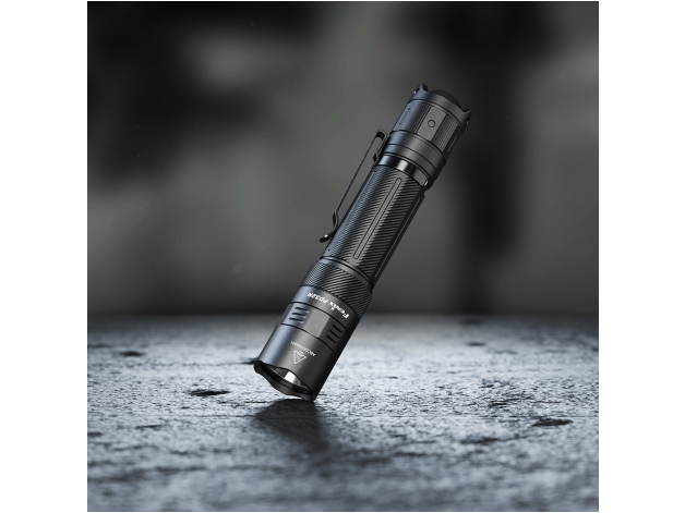 Fenix PD32R LED flashlight - Photo