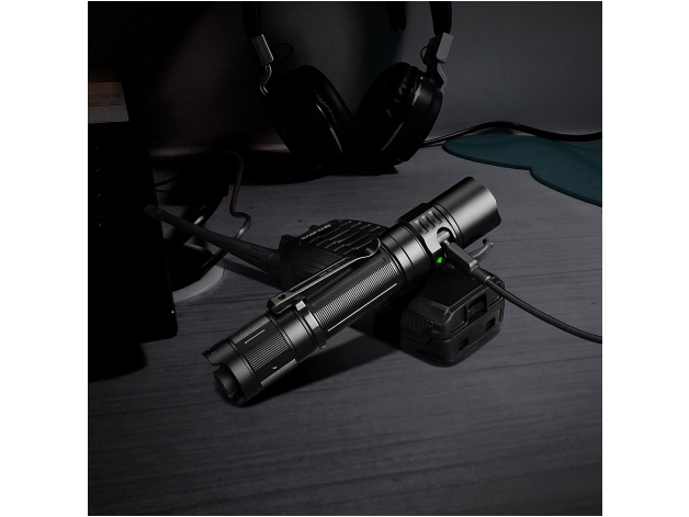 Fenix PD35R LED flashlight - Photo