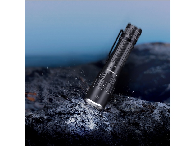 Fenix PD40R V3.0 LED flashlight - Photo