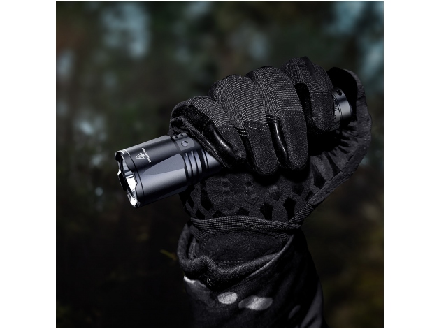 Fenix TK11R LED flashlight - Photo