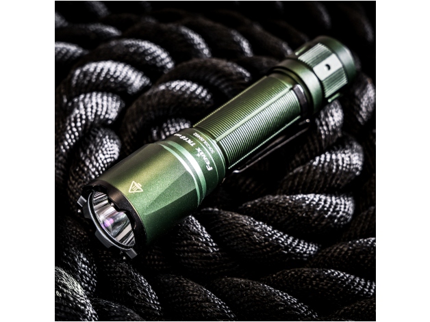 Fenix TK16 V2.0 green LED flashlight - Photo