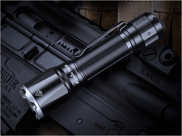 Fenix TK16 V2.0 LED flashlight - Photo