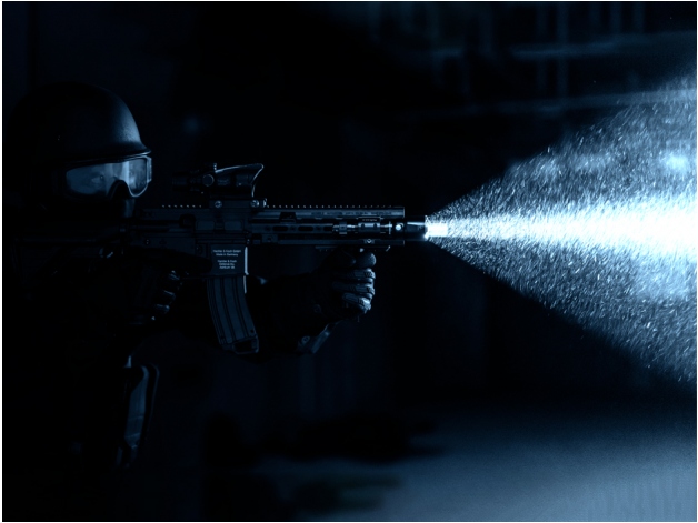 Fenix TK30 laser flashlight - Photo