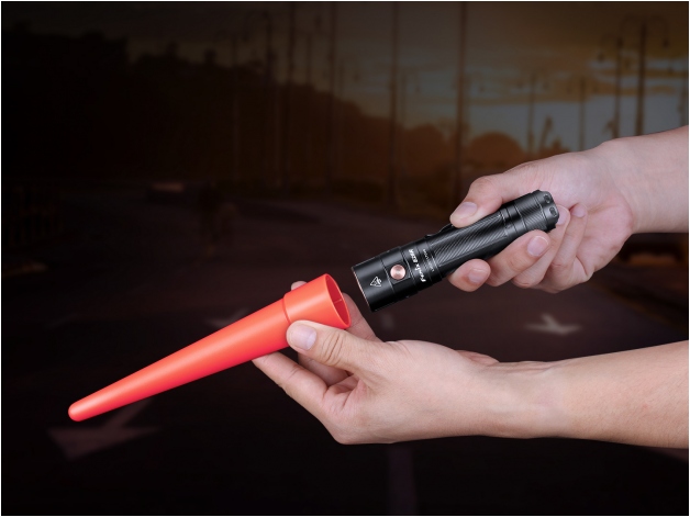 Fenix Traffic Wand AOT-S+ small red diffuser - Photo