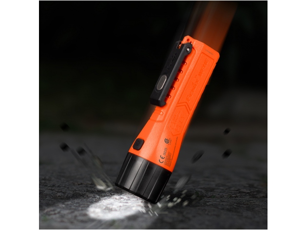 Fenix WF11E LED flashlight - Photo