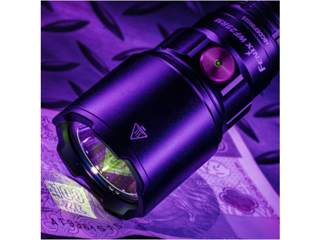 Fenix WF25RM LED Flashlight - Photo
