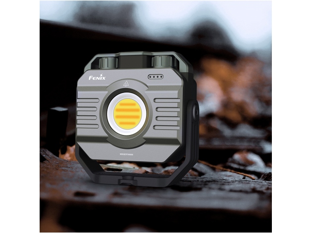 Lampa kempingowa Fenix CL28R - Zdjęcie