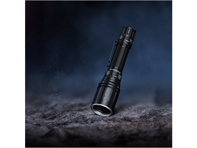 Latarka laserowa Fenix TK30R - Zdjęcie