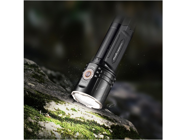 Latarka LED Fenix LR35R PRO - Zdjęcie