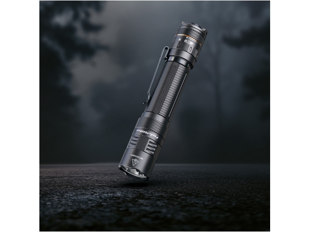 Latarka LED Fenix PD45R ACE - Zdjęcie